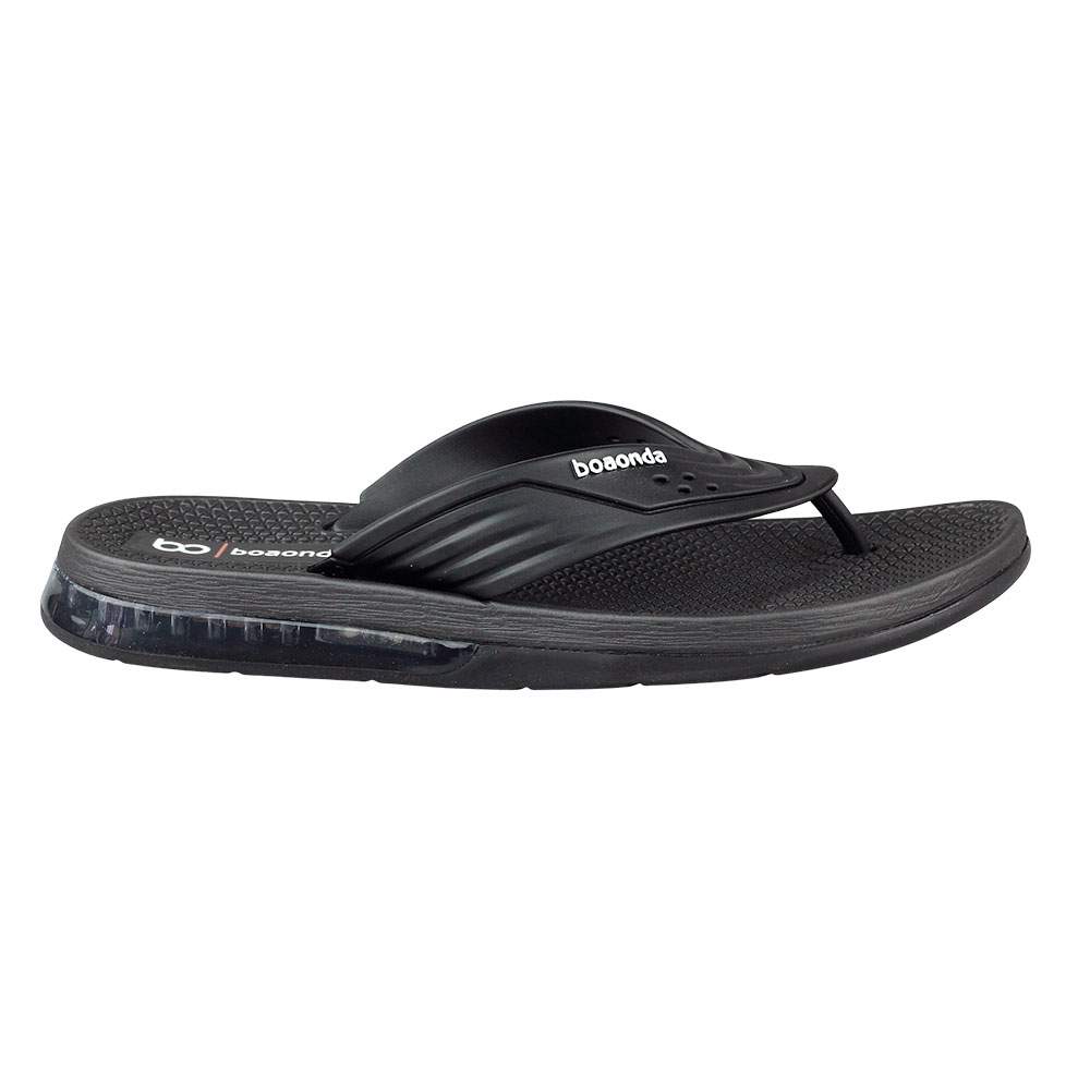 adidas distribuindo calçados